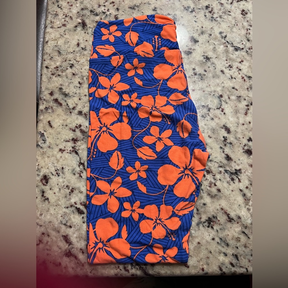 LulaRoe one-size leggings
